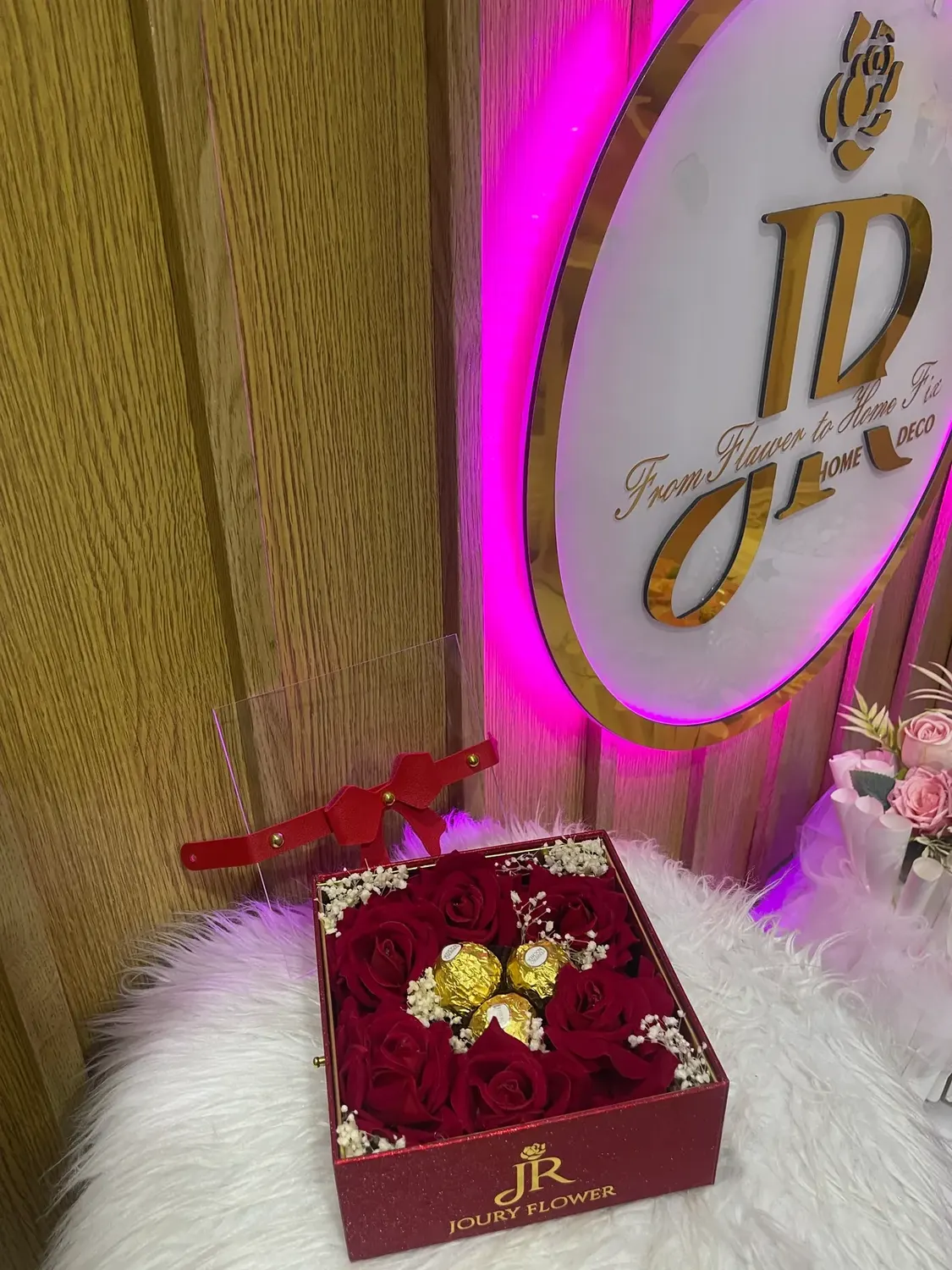 Velvet red box - Chocolate rose box