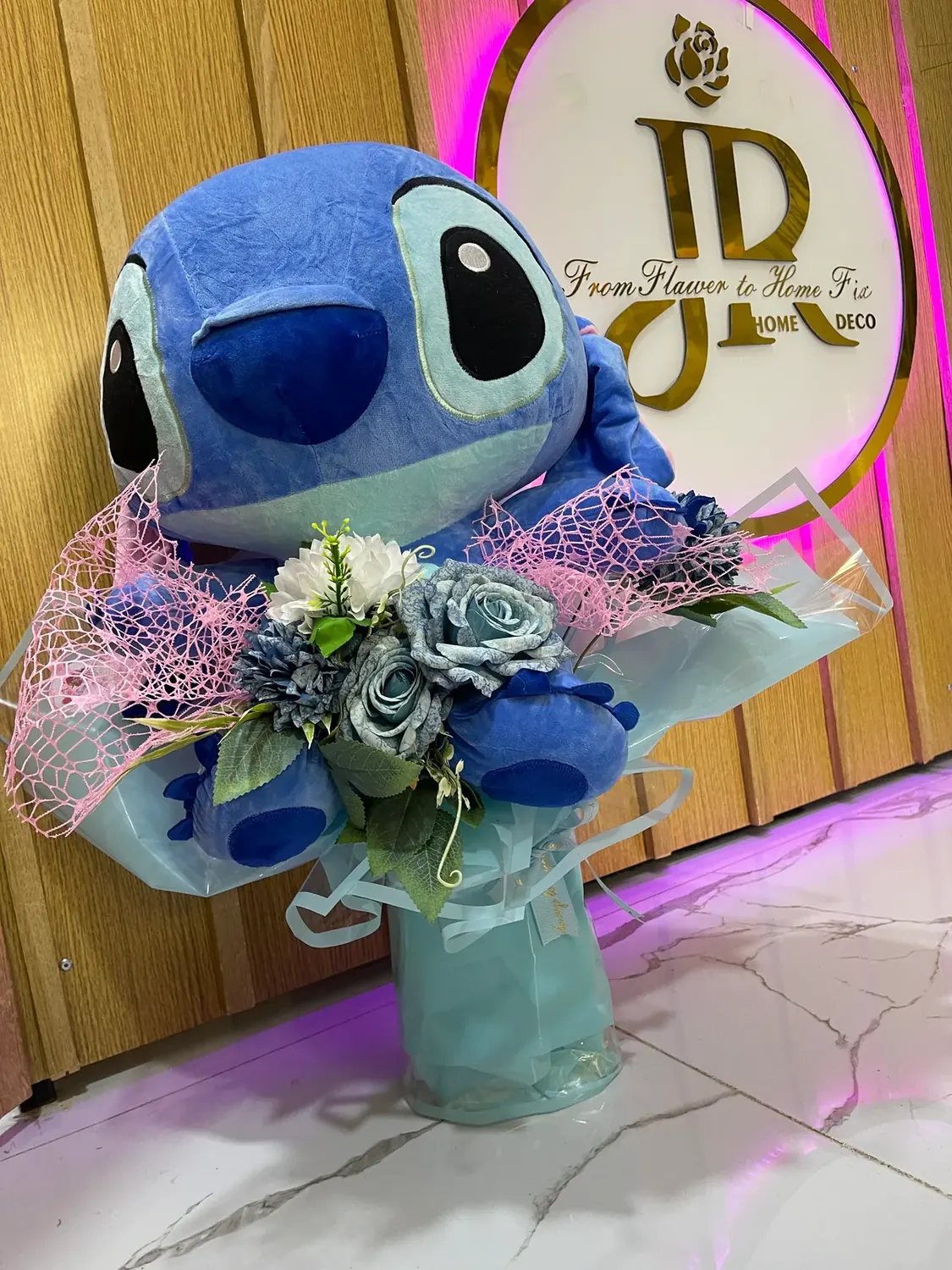 Stitch blue bloom - Character bouquet