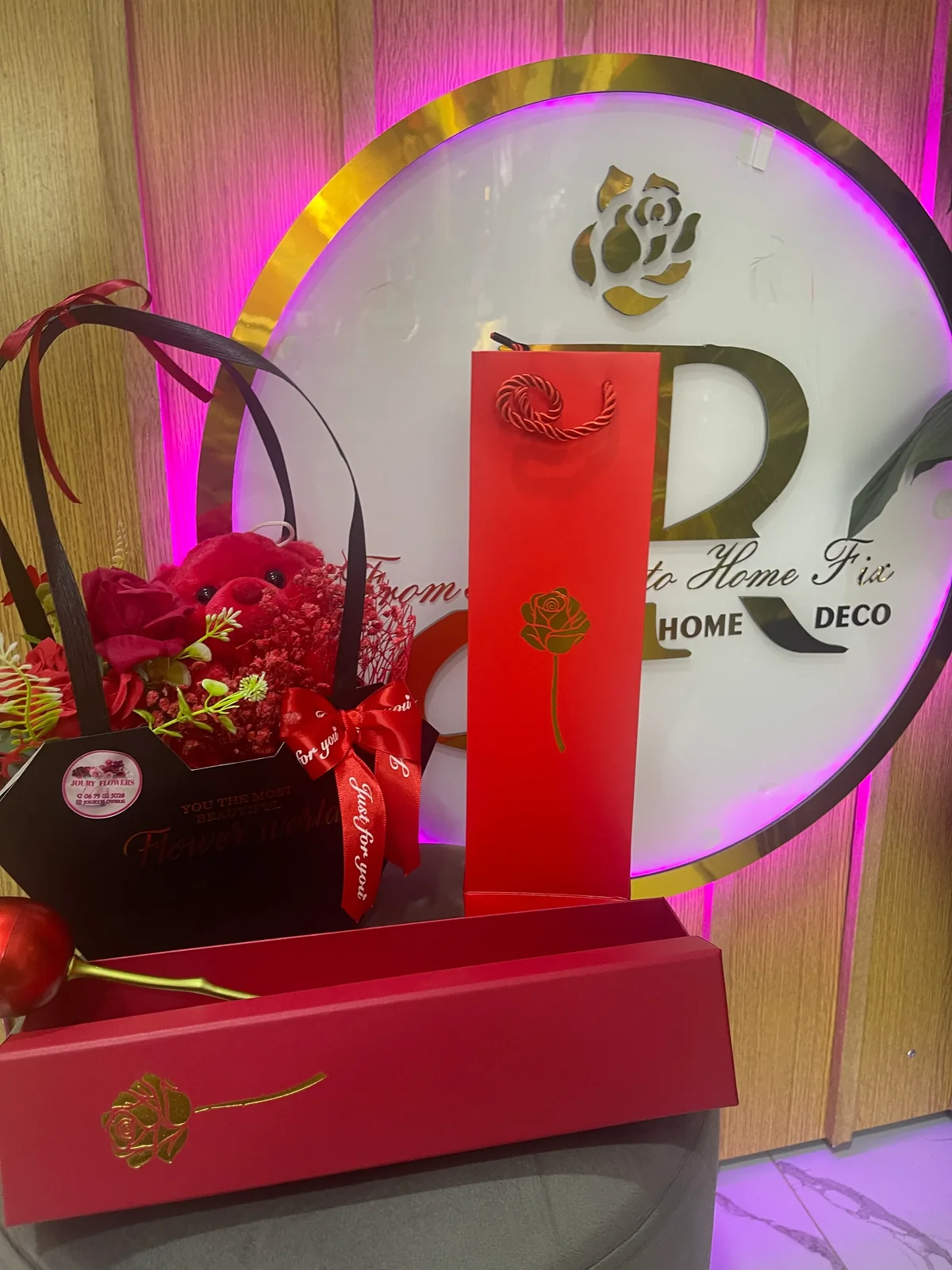 Premium red love gift set