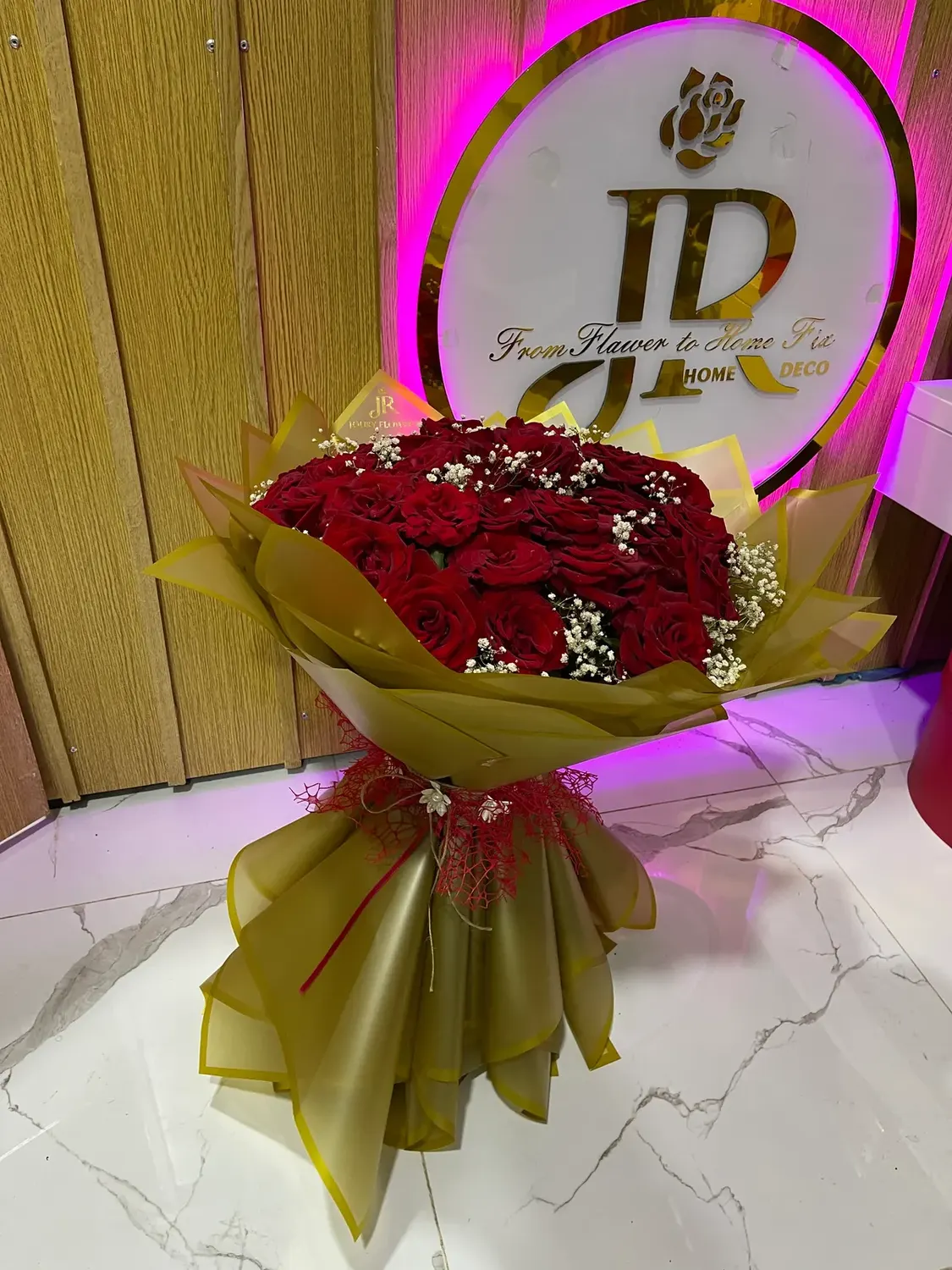 Gold red rose wrap by Joury Flowers