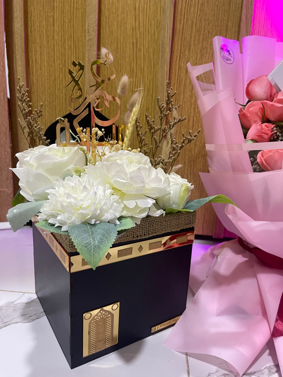 Coffret fleuri Omra