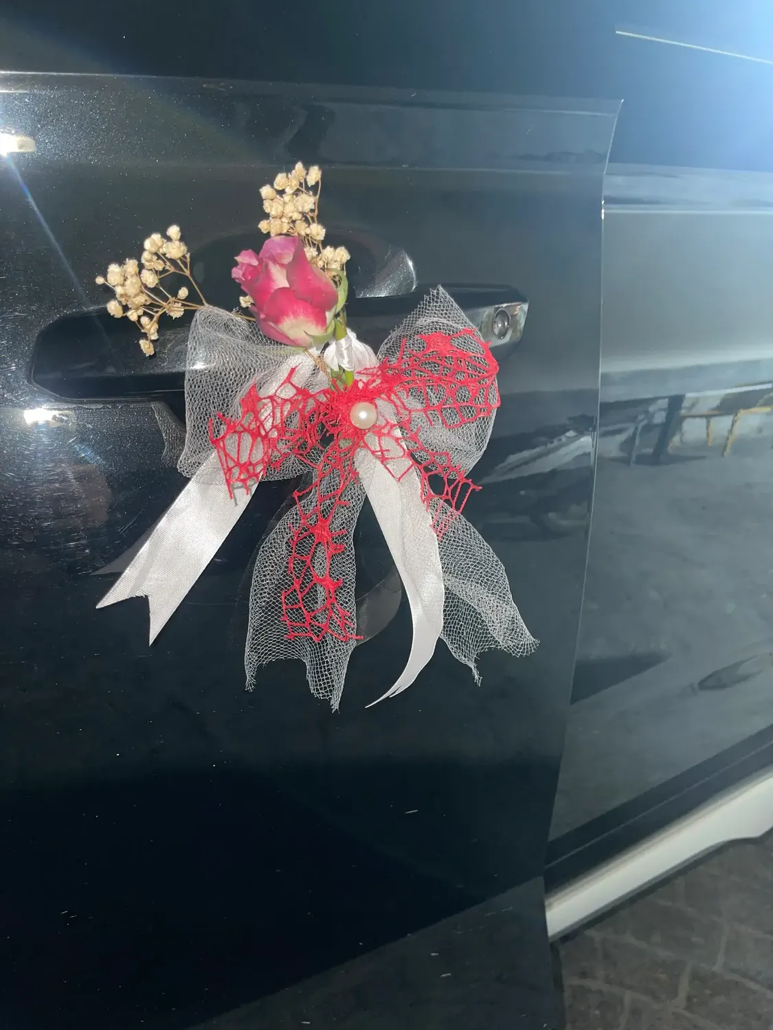 Soft Mirror Bloom car decoration by Joury Flowers
