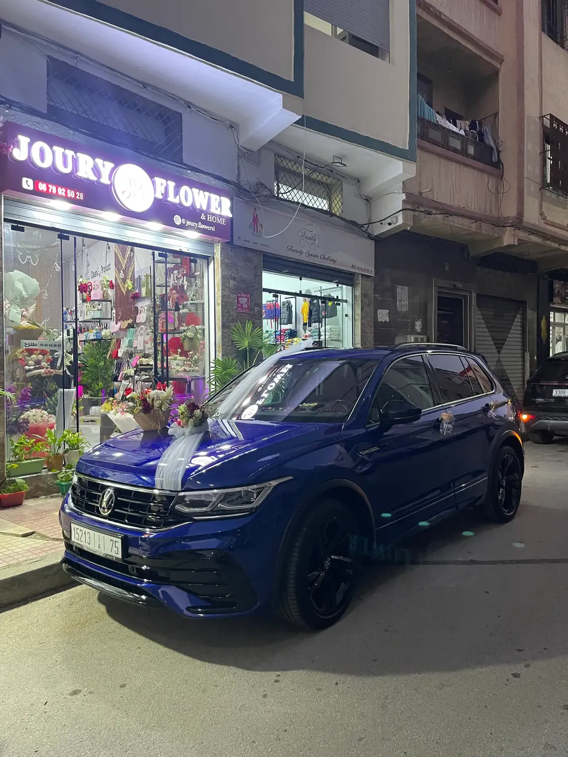 Blue Car Clean Look car decoration by Joury Flowers